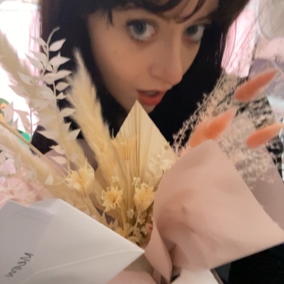 Meet your Posher, Madelaine - Picture 8 of 15